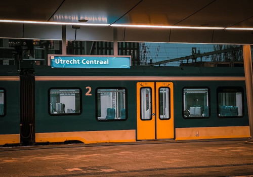 Goedkoop reizen met de Nederlandse treinen? Lees onze tips en tricks!